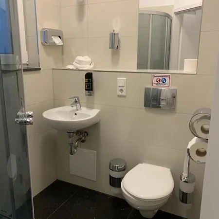 Apartment Lovely Studio West 2 *